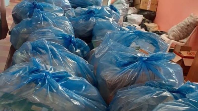 Siguen asistiendo a las personas con coronavirus