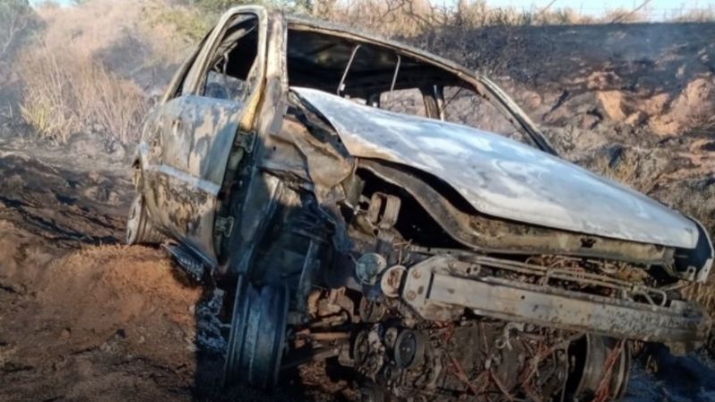 Se quemó todo el auto, menos la estampita de la Virgen