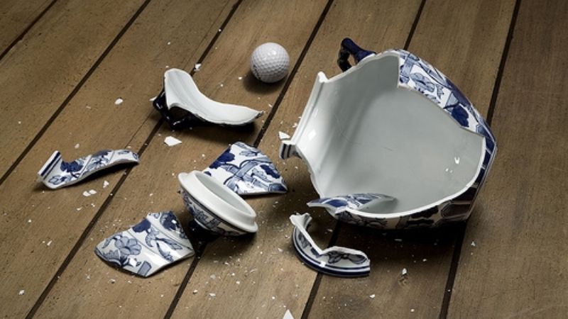 Pelea de hermanas: una agredió a la otra con un jarro de porcelana