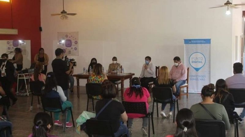 Entrega de Tarjetas Alimentar en Fiambalá