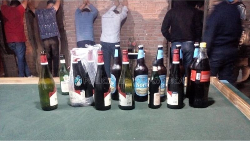 Santa Rosa: 14 detenidos en una reunión con juegos clandestinos y alcohol