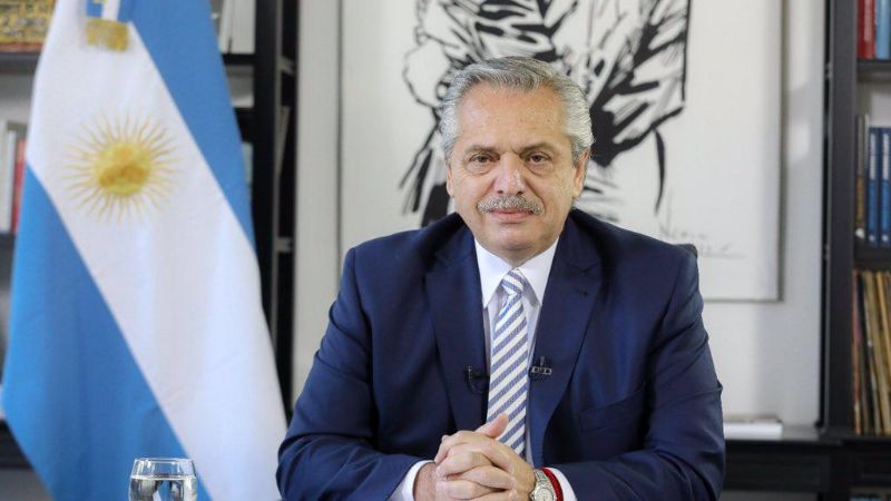 Fernández: "Devaluar es fácil, pero es una máquina de crear pobreza"