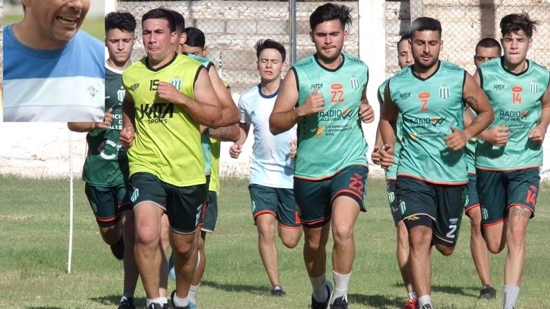 Juan Carlos Gómez es el DT de San Martín, que ya largó