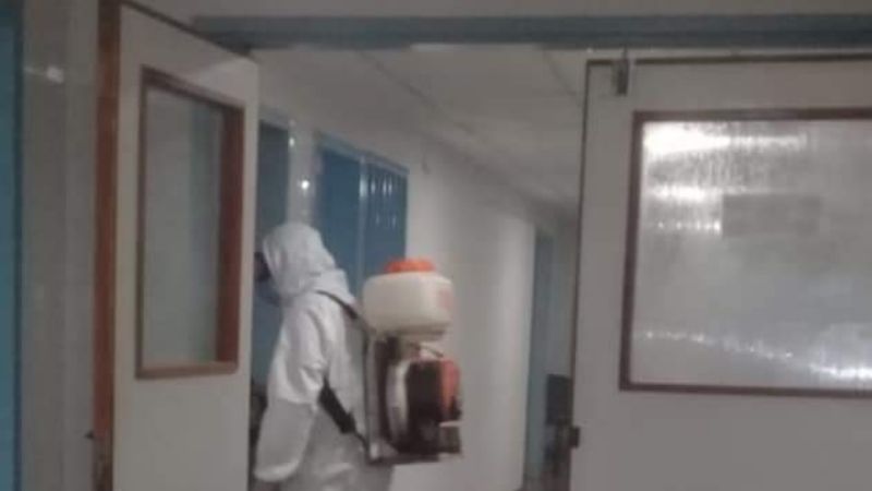 Desinfección en el Hospital "Liborio Forte"