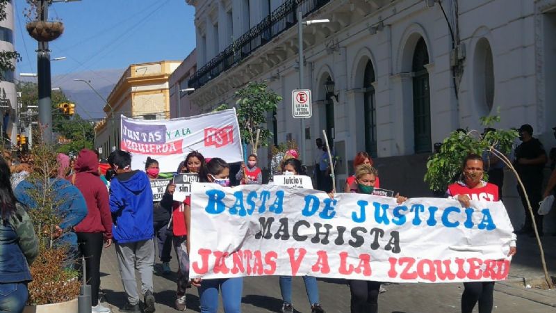 Movilización para pedir juicio contra el cura Pachado