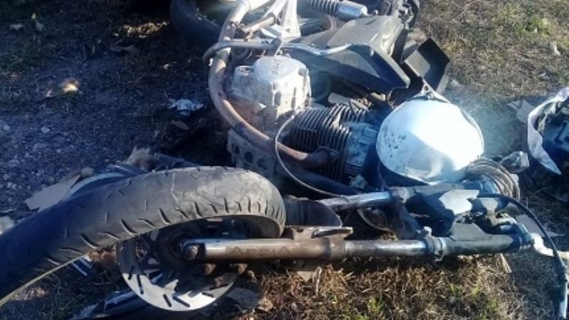 Chocaron dos camiones en El Totoral