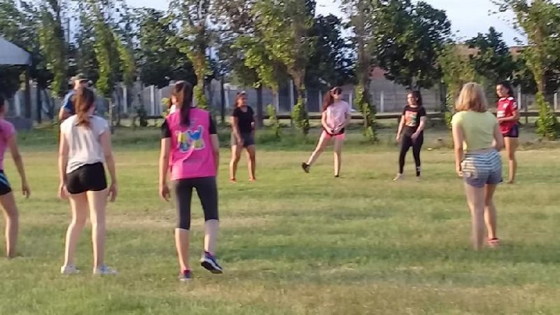 Salta Central creó la Escuela del Fútbol Femenino