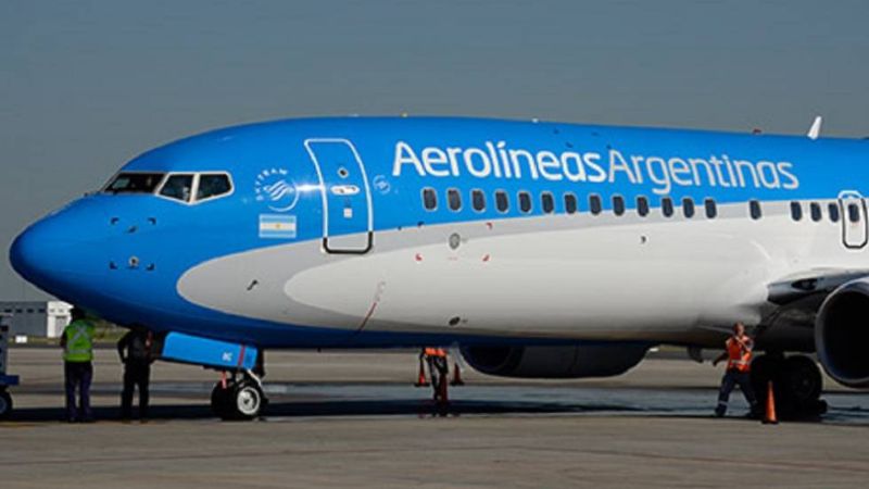 Voló con coronavirus por Aerolíneas y ahora todos los pasajeros están aislados