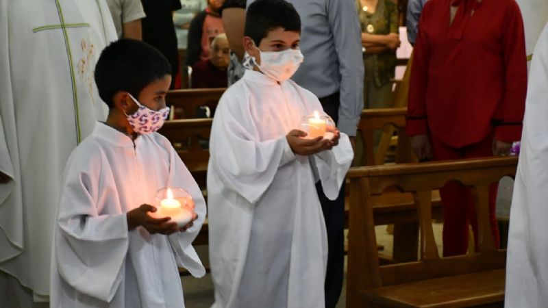 Celebran los 25 años de la dedicación del tiemplo y consagración del altar