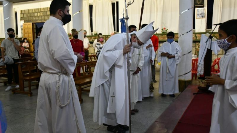 Celebran los 25 años de la dedicación del tiemplo y consagración del altar