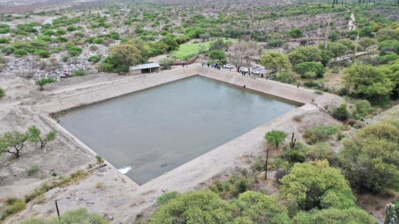 Jalil recorrió obras en Santa María