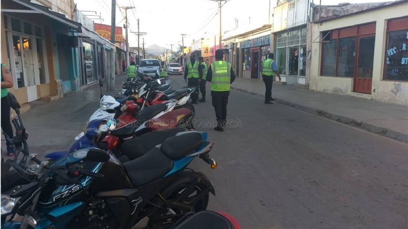 Controles estrictos en Tinogasta: secuestran 22 vehículos