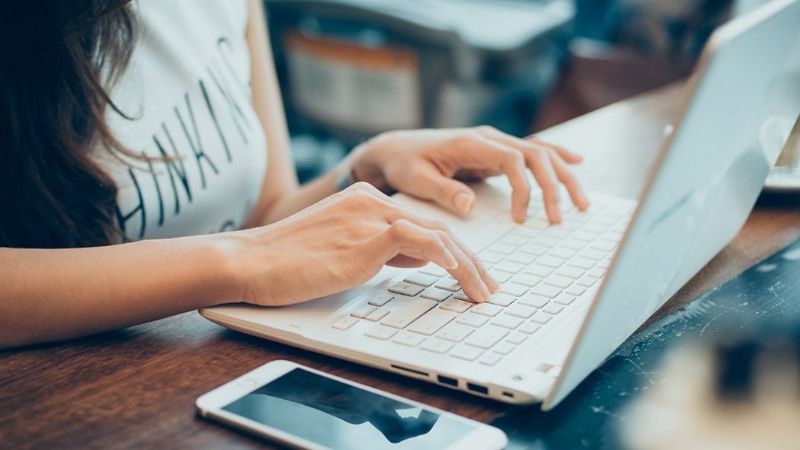 Preocupante: alto porcentaje de docentes y alumnos fuera del sistema educativo