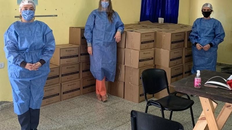 Entrega de módulos de alimentos especiales para celíacos