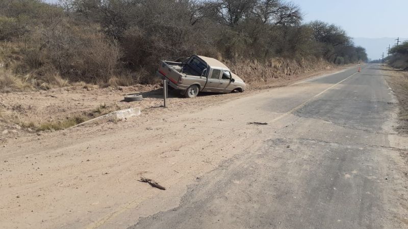 Volcó hijo de fiscal en El Rodeo