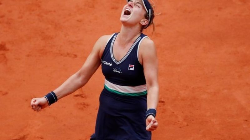 Histórico pase a “semis” de Podoroska en Roland Garros