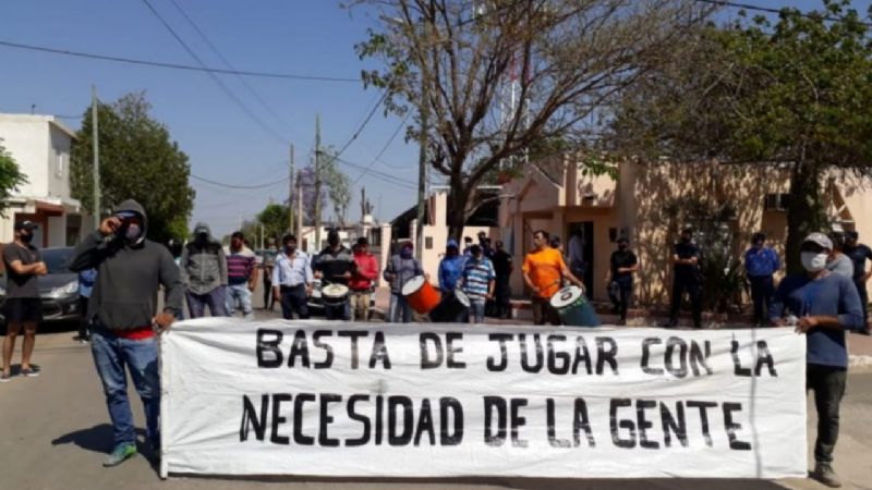 Sin ATE, cesanteados volvieron a marchar en Recreo