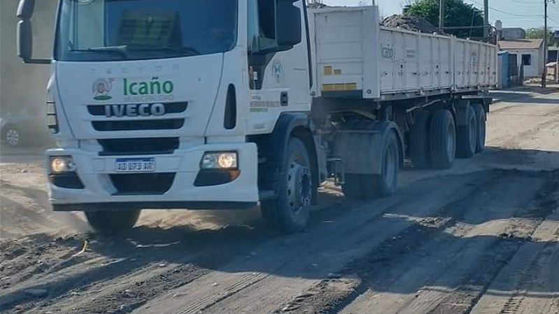 Trabajan en apertura de calles en Barrio San Martín