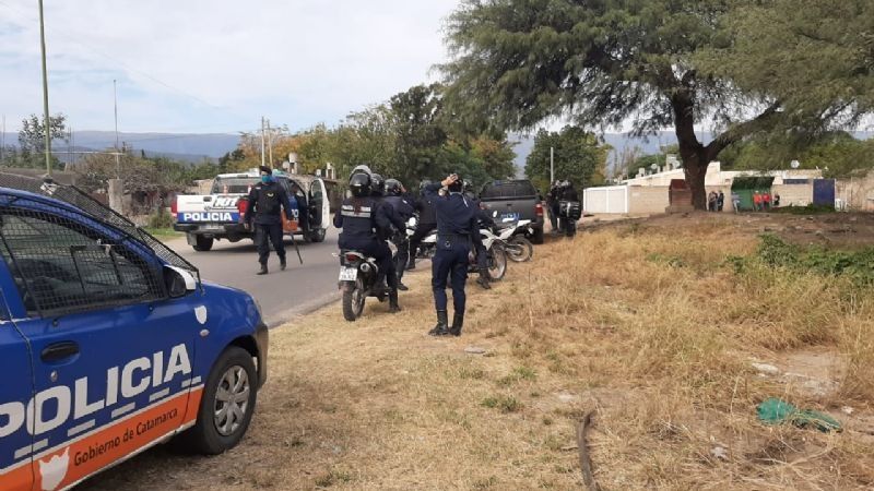 Policías evitaron la usurpación de terrenos en el norte de la Capital