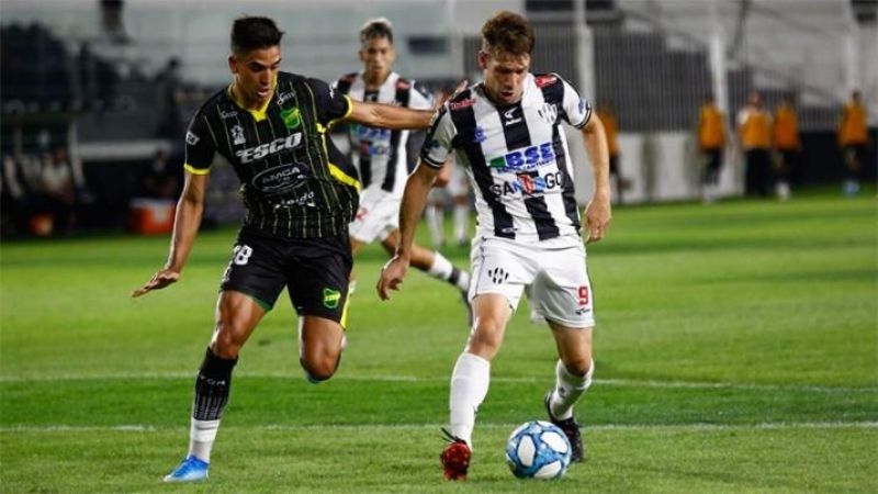 Central Córdoba y Defensa repartieron puntos en Santiago