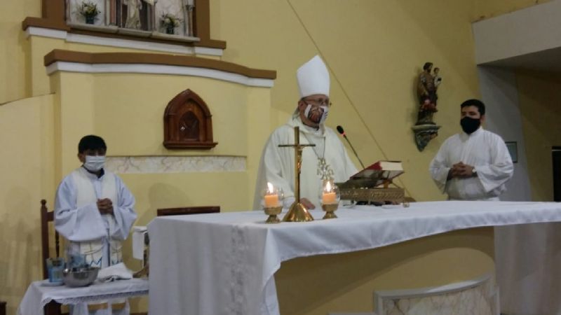 Con caravana y Misa celebran al Señor de la Salud