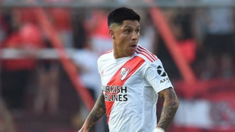 Gallardo arma un “muleto” con Pérez como central
