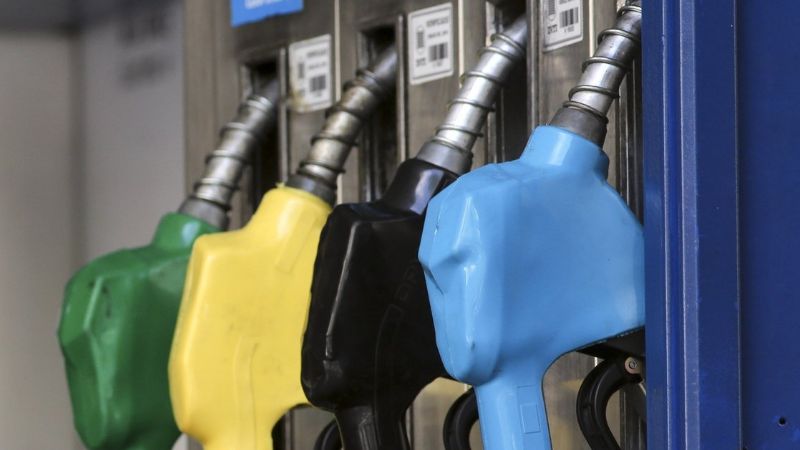 Suba selectiva del precio de los combustibles en el interior del país