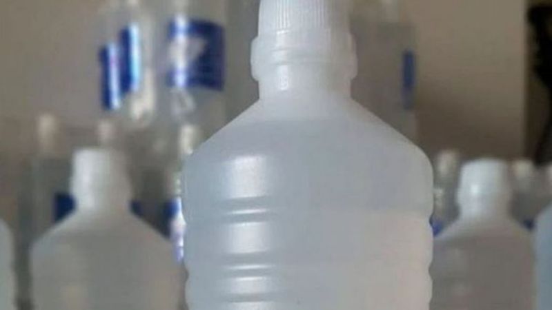 Prohíben la venta y el uso de un alcohol etílico