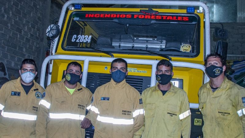 Brigadistas catamarqueños viajan a Jujuy para combatir un gran incendio