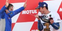 Joan Mir celebra su título a pesar de la victoria de su compañero Franco Morbidelli.