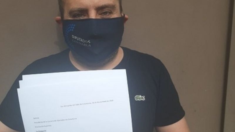 Legislativos solicitan bono de 10 mil pesos