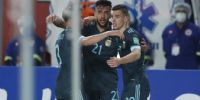 NICOLÁS GONZÁLEZ (21), la revelación de esta serie eliminatoria hizo su segundo gol en la Selección Argentina.