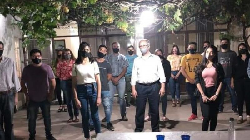 Movilización: de acuerdo con suspender las PASO