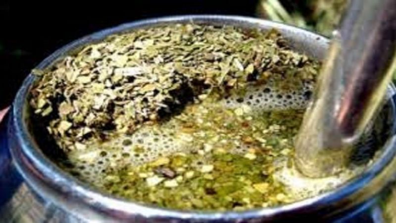 Basta de tanto polvo en la yerba mate