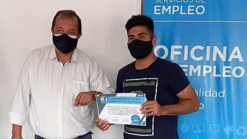 Entregaron certificados a microemprendedores en Recreo