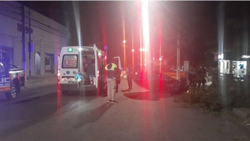 Vuelco en la esquina de la Plaza 25 de Agosto