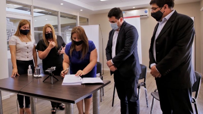 Crédito para mejoramiento del complejo turístico de APUNCa