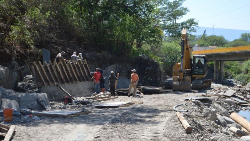 Obras de defensa para crecidas de Rio El Tala