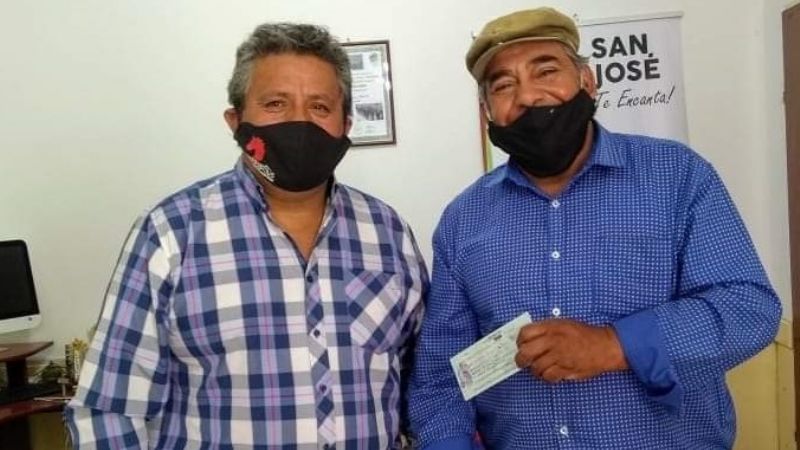 Entrega de cheques a cooperativas de Pozo de Piedra