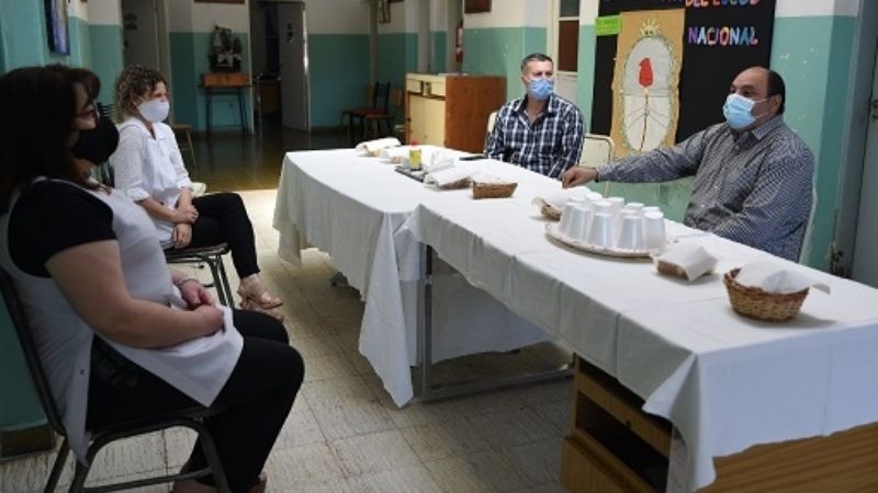 Saadi visitó APANE y felicitó a la conducción de la entidad