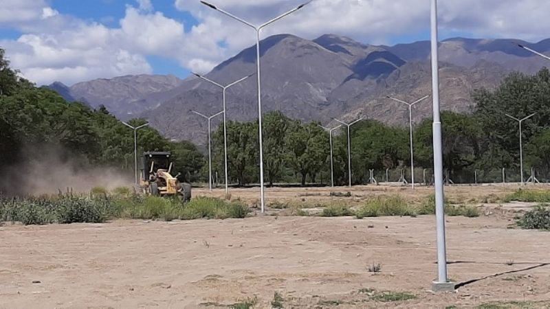 Continúan los trabajos en el predio ferial San Roque