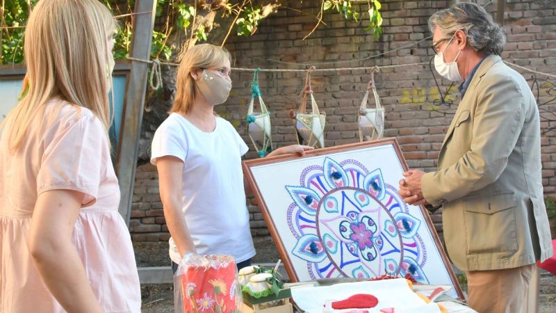 Debutó “La Casa está de Feria”, un paseo artesanal en pleno centro