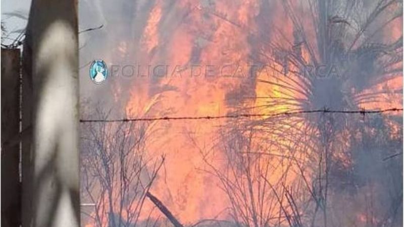Incendio de pastizales en Fray Mamerto Esquiú