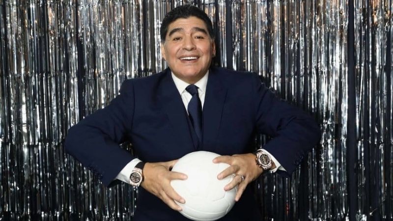 ¿Por qué Diego Maradona siempre llevaba dos relojes?