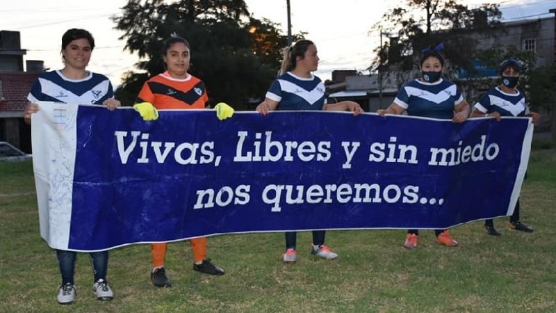 Con homenaje a Maradona se inició el Fútbol 5 Femenino