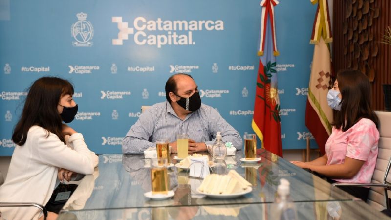 Reconocimiento para estudiantes de Filosofía