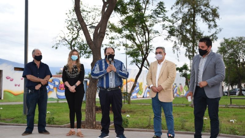 Saadi celebró con los vecinos los 50 años del Barrio 9 de Julio