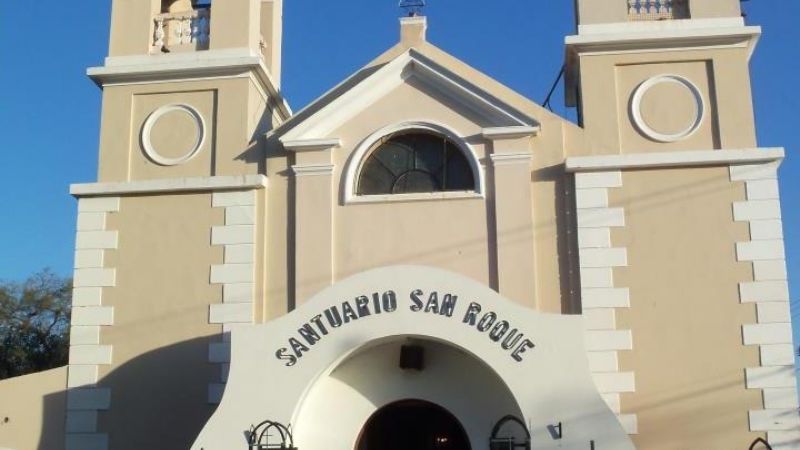 El Padre Vizcarra se aisló porque tiene Covid-19