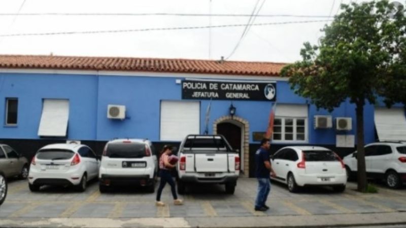 Reestructuran las tareas en las comisarías por los crecientes casos positivos