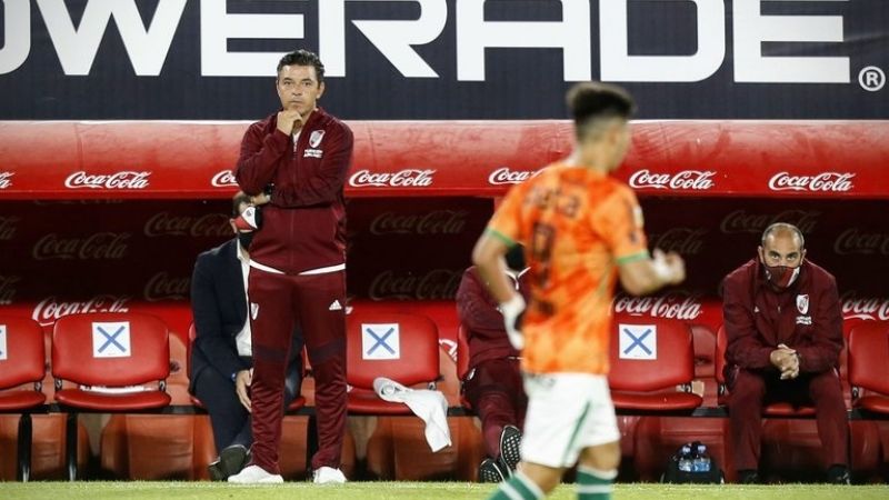 Banfield sorprendió a River y lo superó 3 a 1